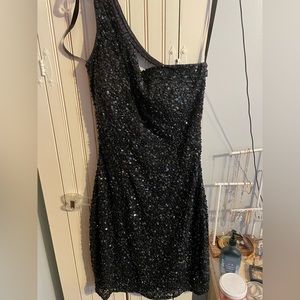Black homecoming/cocktail dress, size 4 no alterations. Primavera